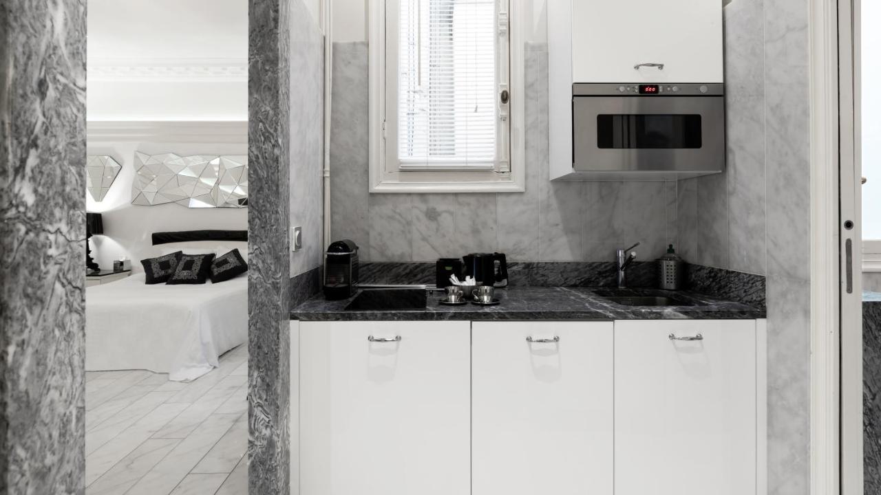 The Paris Guest Apartment ภายนอก รูปภาพ